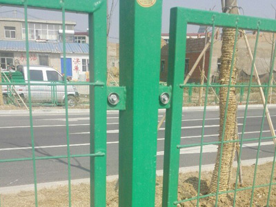 安徽蚌埠黃山大道綠化隔離項(xiàng)目 安徽蚌埠黃山大道綠化隔離項(xiàng)目